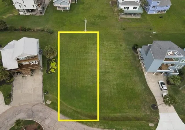 Photo 3 of Land for sale at 4124 Sand Piper Ln, Galveston, TX 77554 | MLS# 80861305 | Listing updated on 2026-08-27