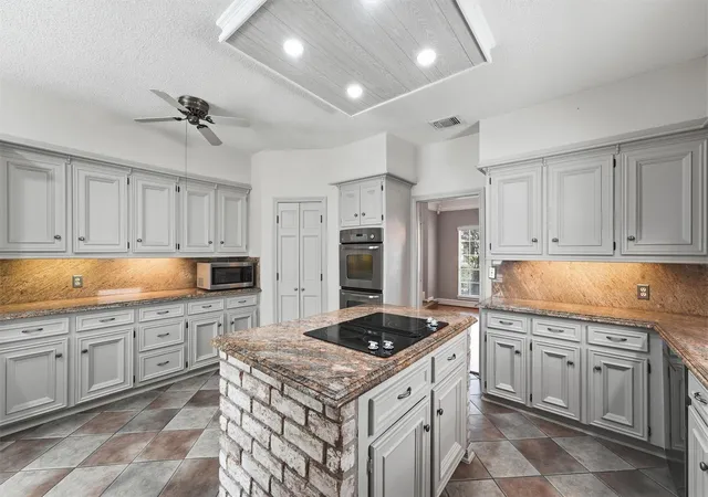 Photo 3 of Single family home for sale at 15307 Sierra Pines Ct, Houston, TX 77068 | MLS# 72122932 | Listing updated on 2026-09-20
