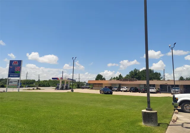 2nd image of 15222 Fm 2920 Rd, Tomball, TX 77377 | MLS# 82470569