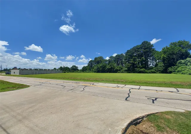 6th image of 15222 Fm 2920 Rd, Tomball, TX 77377 | MLS# 82470569
