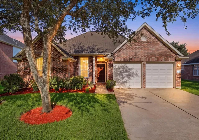 1st image of 4018 Aerial Brook Trl, Fresno, TX 77545 | MLS# 48887133