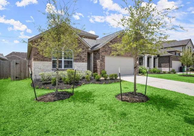 Photo 3 of Single family home for sale at 3429 Acacia Grv Ln, Spring, TX 77386 | MLS# 62608436 | Listing updated on 2026-08-10