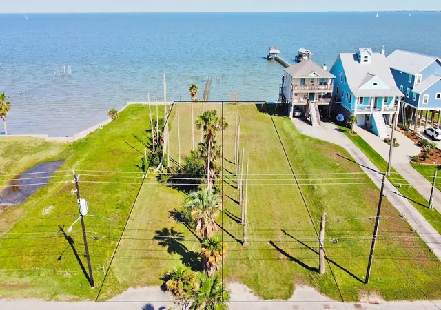 1st image of 1816   Tbdt Todville Rd, Seabrook, TX 77586 | MLS# 48862274