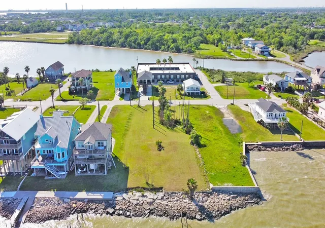 4th image of 1816 - Tbdt Todville Rd, Seabrook, TX 77586 | MLS# 48862274