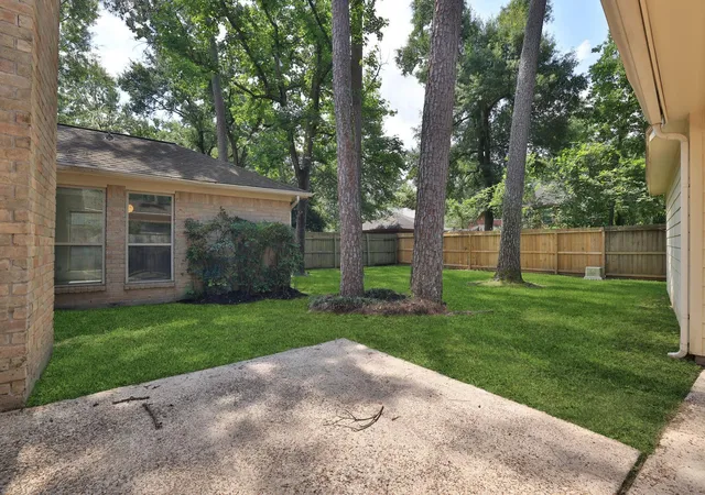 Homes for sale in Kingwood, TX | 2034 Lakeville Dr, Kingwood, TX 77339 | MLS# 47511453