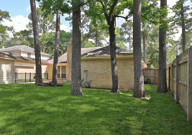 Homes for sale in Kingwood, TX | 2034 Lakeville Dr, Kingwood, TX 77339 | MLS# 47511453