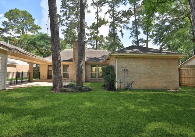 Homes for sale in Kingwood, TX | 2034 Lakeville Dr, Kingwood, TX 77339 | MLS# 47511453