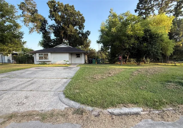 1st image of 9318 Sterlingshire St, Houston, TX 77078 | MLS# 12486194