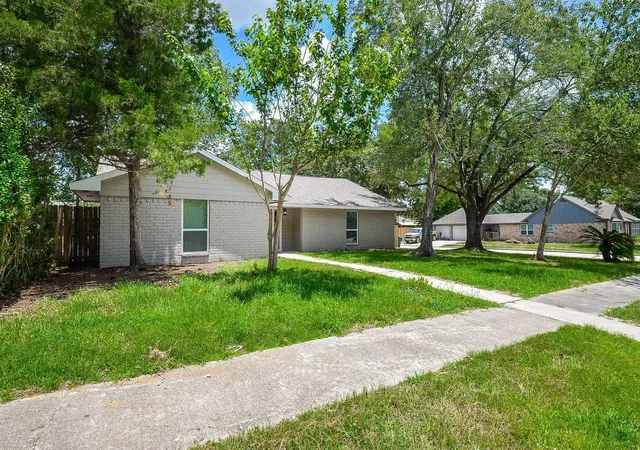 Photo 3 of Single family home for sale at 29502 Stapleford St, Spring, TX 77386 | MLS# 94452541 | Listing updated on 2026-08-19