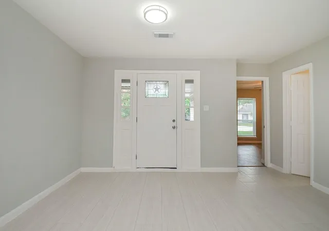 Photo 4 of Single family home for sale at 29502 Stapleford St, Spring, TX 77386 | MLS# 94452541 | Listing updated on 2026-08-19