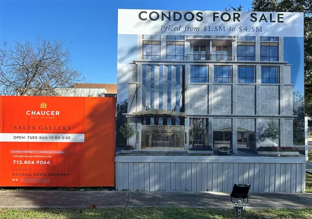 2nd image of 2360 S Rice Blvd, Houston, TX 77005