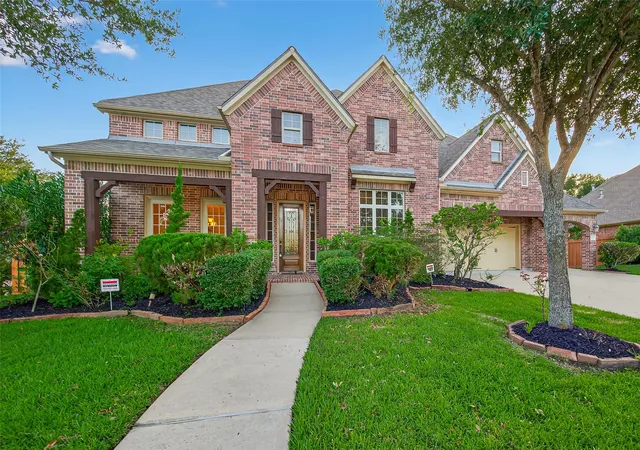 3rd image of 10410 Viscount Lndg, Richmond, TX 77407 | MLS# 74784212
