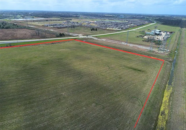 Photo 4 of Sale Pending at 0000 Fm 523 N Loop, Angleton, TX 77515 | MLS# 66149335 | Listing updated on 2026-09-16