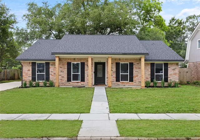 1st image of 518 Whitecap Dr, El Lago, TX 77586 | MLS# 42152367