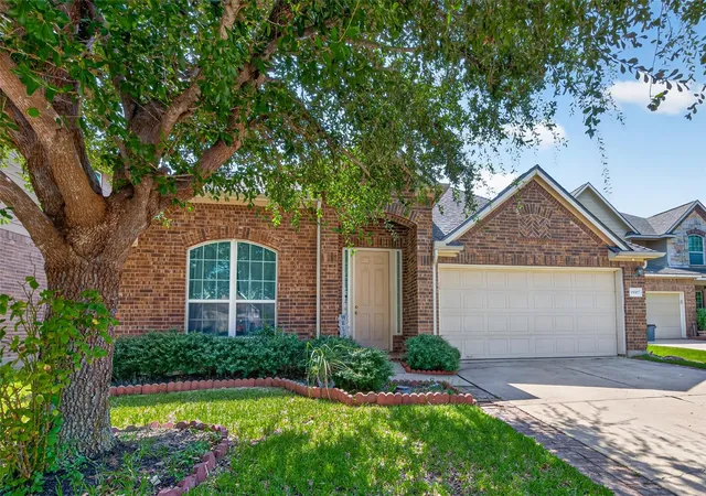 Photo 1 of Single family home for sale at 15307 Skyhill Dr, Cypress, TX 77433 | MLS# 3257025 | Listing updated on 2026-09-21