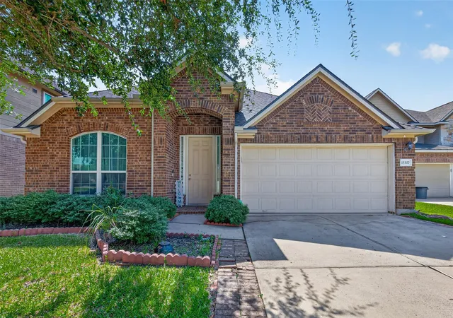 Photo 2 of Single family home for sale at 15307 Skyhill Dr, Cypress, TX 77433 | MLS# 3257025 | Listing updated on 2026-09-21