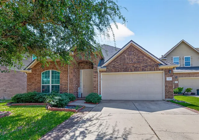 Photo 3 of Single family home for sale at 15307 Skyhill Dr, Cypress, TX 77433 | MLS# 3257025 | Listing updated on 2026-09-21