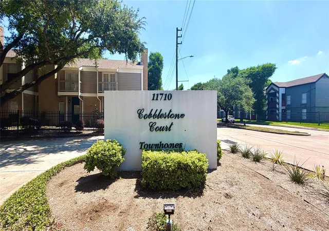 36th image of 11710 Southlake Dr #16, Houston, TX 77077 | MLS# 23947103