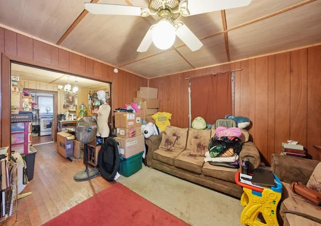Photo 3 of Single family home for sale at 403 N Hill St, Itasca, TX 76055 | MLS# 45176188 | Listing updated on 2026-08-31
