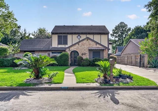 Photo 1 of Single family home for sale at 8111 Ivan Reid Dr, Houston, TX 77040 | MLS# 46744326 | Listing updated on 2026-07-20