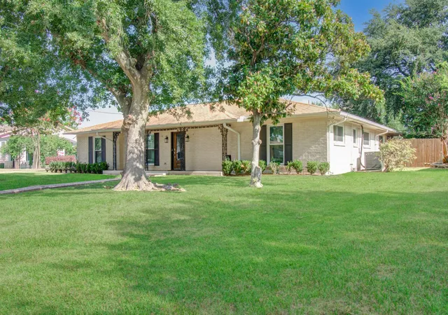 43rd image of 4814 Burning Tree Dr, Baytown, TX 77521 | MLS# 51213713