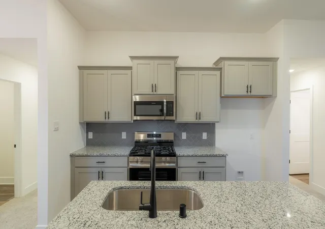Homes for sale in Dickinson, TX | 4406 W Bayou Maison Cir, Dickinson, TX 77539 | MLS# 16821610