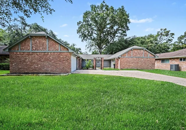 Photo 1 of Single family home for sale at 12615 Amado Dr, Houston, TX 77065 | MLS# 63139378 | Listing updated on 2026-09-10