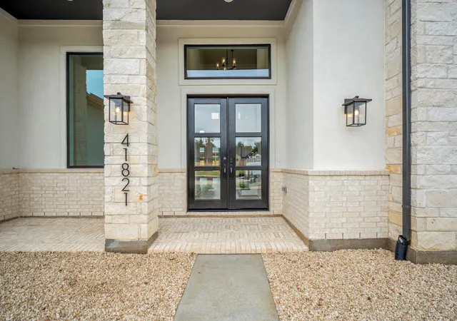Photo 2 of Single family home for sale at 41821 Dalhart Dr, Montgomery, TX 77316 | MLS# 66561024 | Listing updated on 2026-08-20