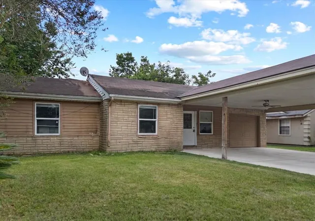 Photo 2 of Single family home for sale at 3214 Darling Ave, Pasadena, TX 77503 | MLS# 10314424 | Listing updated on 2026-09-18
