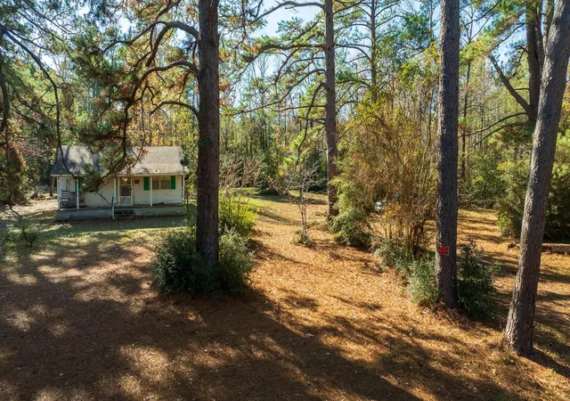 17th image of 23684 Fm 227 E, Kennard, TX 75847 | MLS# 72532710
