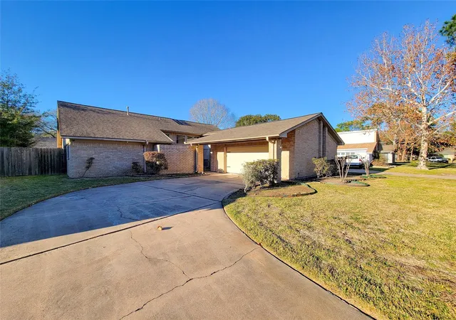 Photo 1 of Sale Pending at 1022 White Sands Rd, Katy, TX 77450 | MLS# 33649569 | Listing updated on 2026-09-19