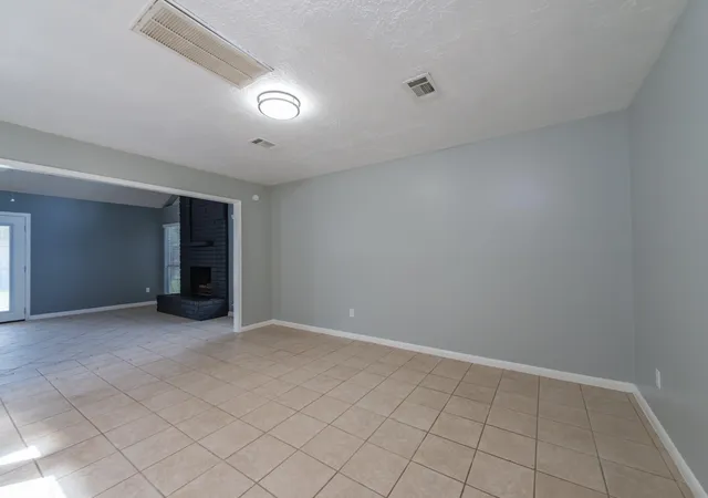 Photo 3 of Sale Pending at 1022 White Sands Rd, Katy, TX 77450 | MLS# 33649569 | Listing updated on 2026-09-19