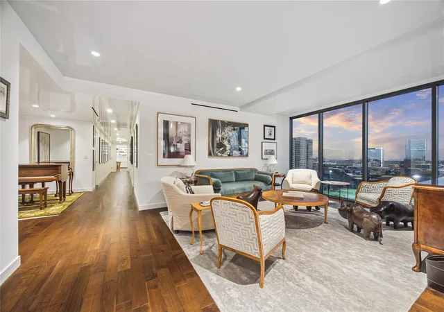 Photo 3 of Condo for sale at 3433 Westheimer Rd #1404, Houston, TX 77027 | MLS# 18904310 | Listing updated on 2026-08-26