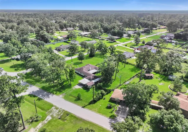 50th image of 13595 Leaning Oaks Dr, Beaumont, TX 77713 | MLS# 84259485