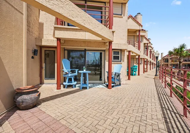 2nd image of 7312 Seawall Blvd #103, Galveston, TX 77551 | MLS# 72052001