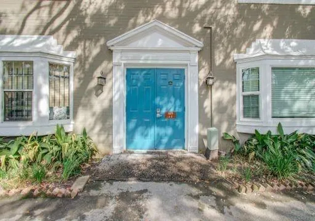 1st image of 11609 Chimney Rock Rd, Houston, TX 77035 | MLS# 85963677