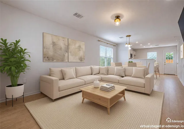 2nd image of 12922 Regal Oaks Bend Ln, Houston, TX 77047 | MLS# 55322122