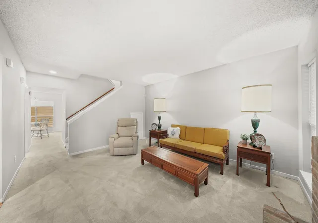 4th image of 11846 Barryknoll Ln #5, Houston, TX 77024 | MLS# 19234671