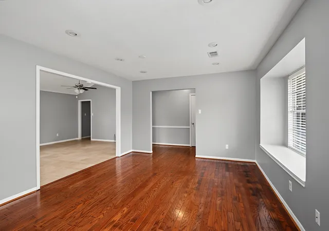 5th image of 9319 Fairdale Ln, Houston, TX 77063 | MLS# 29894024