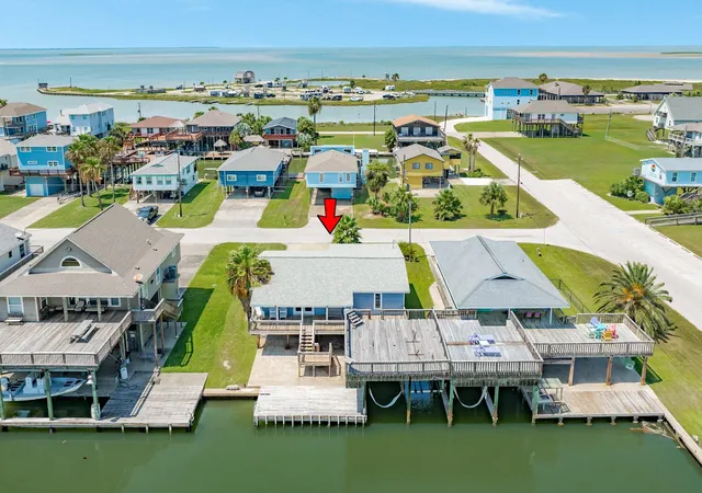 Photo 4 of Single family home for sale at 207 Galleon, Freeport, TX 77541 | MLS# 76041732 | Listing updated on 2026-08-28