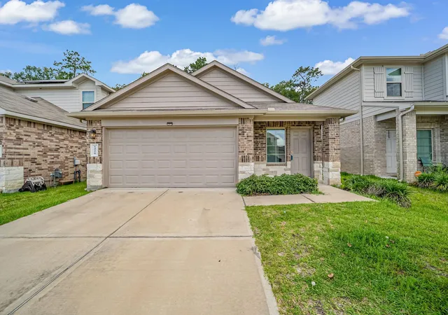 Homes for sale in New Caney, TX | 14950 Cypress Hollow Dr, New Caney, TX 77357 | MLS# 11613567