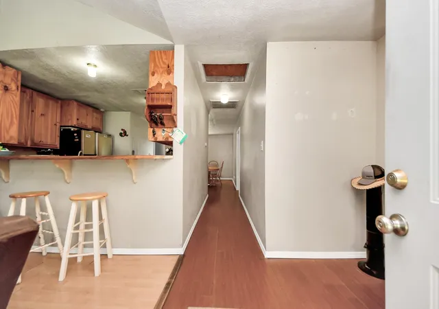 Photo 4 of Single family home for sale at 121 Elendor Dr, Cleveland, TX 77328 | MLS# 74805634 | Listing updated on 2026-07-06