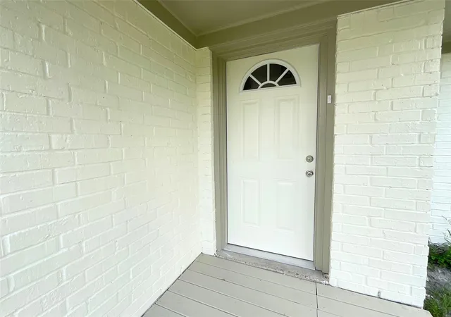 Photo 3 of Single family home for sale at 522 Irene Dr, Highlands, TX 77562 | MLS# 62080438 | Listing updated on 2026-08-27