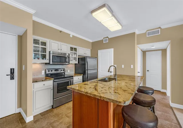Photo 4 of Condo for sale at 5220 Seawall Blvd #332/333, Galveston, TX 77551 | MLS# 24661384 | Listing updated on 2026-07-11