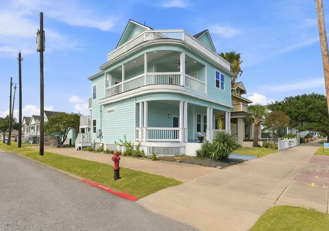 2nd image of 2326 Bernardo De Galvez, Galveston, TX 77550 | MLS# 73405915