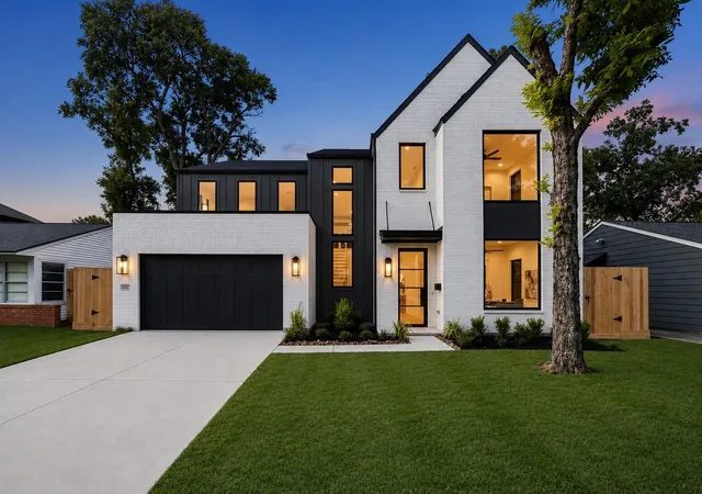2nd image of 1212 Candlelight Ln, Houston, TX 77018 | MLS# 74581370