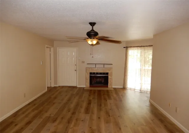 2nd image of 9797 Leawood Blvd #902, Houston, TX 77099 | MLS# 81333015