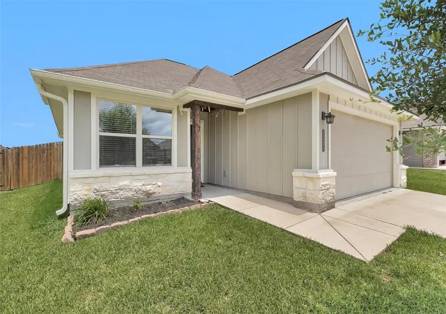 Homes for sale in Navasota, TX | 121 Dove Landing Ct, Navasota, TX 77868 | MLS# 80865276
