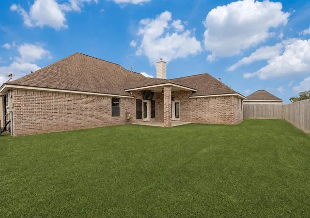 Homes for sale in Richwood, TX | 105 Wisteria St, Richwood, TX 77531 | MLS# 5443037