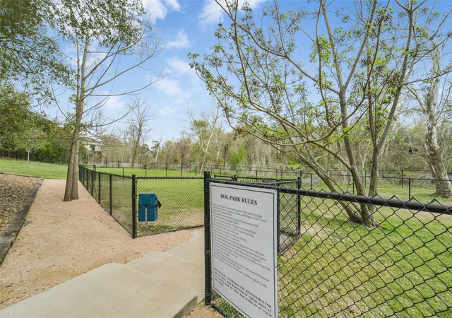 50th image of 15 Hudson Cir, Houston, TX 77024 | MLS# 79852821